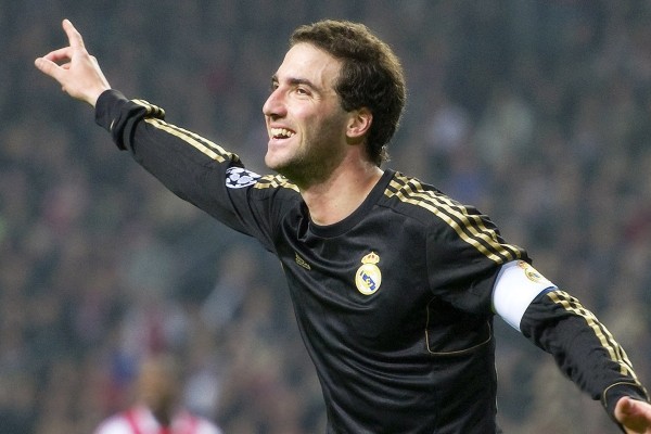 昔日意甲金靴奥斯梅恩7500万欧转会加拉塔萨雷